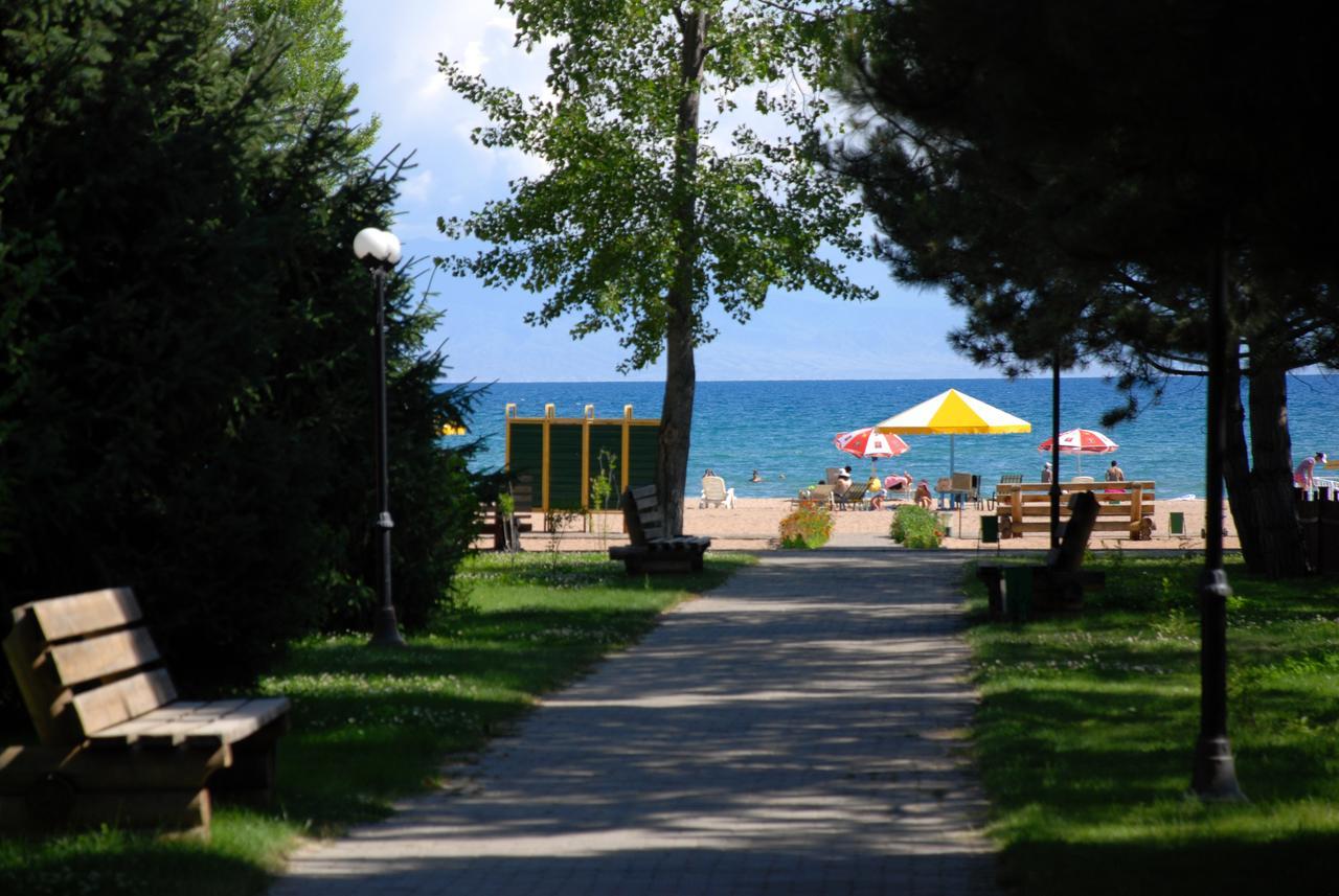 Resort Center Raduga Dolinka Exterior foto